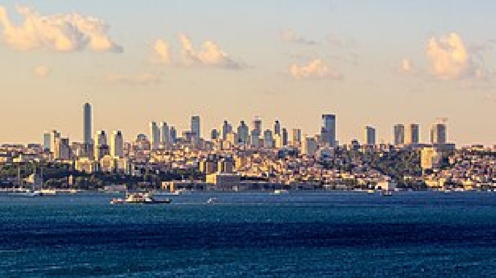 تقرير: إسطنبول على أعتاب زلزال مدمر بسبب شيء مرعب يحدث في أعماق بحر مرمرة