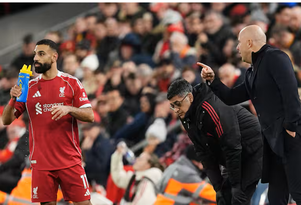 سلوت يكسر الصمت حول "وداع" صلاح.. مدرب ليفربول يعلق على إمكانية رحيل النجم المصري بعد كأس إفريقيا