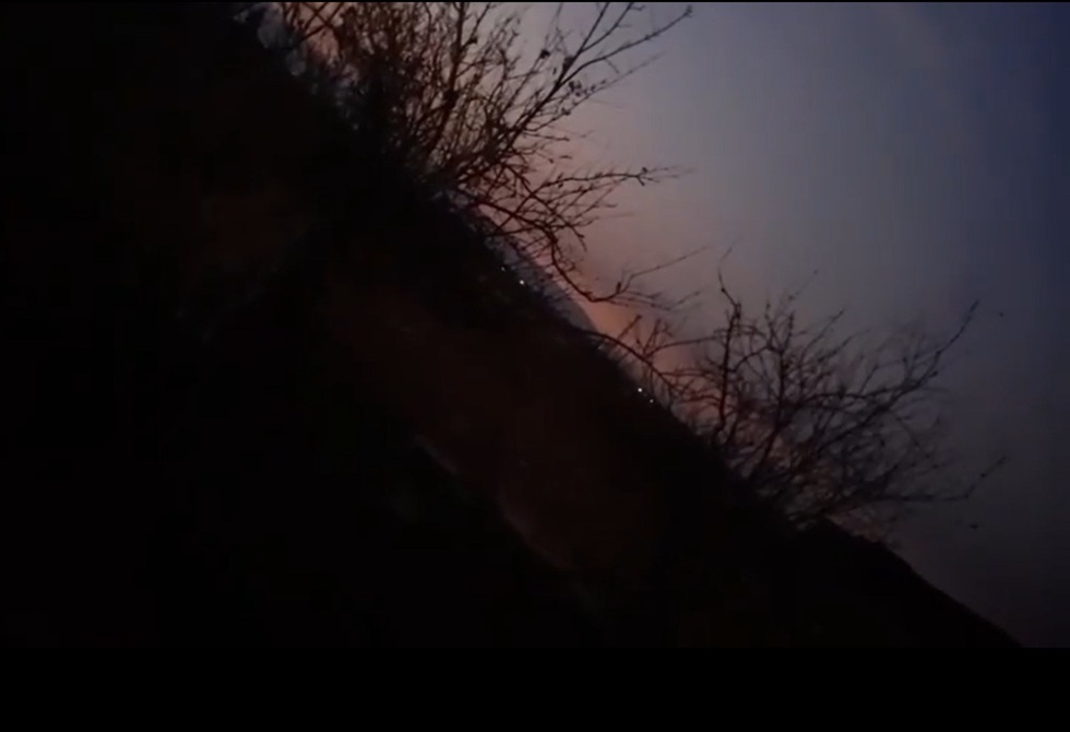 "ماذا حصل؟".. توتر واشتباكات بين الجيش اللبناني والأمن السوري على الحدود (فيديو)