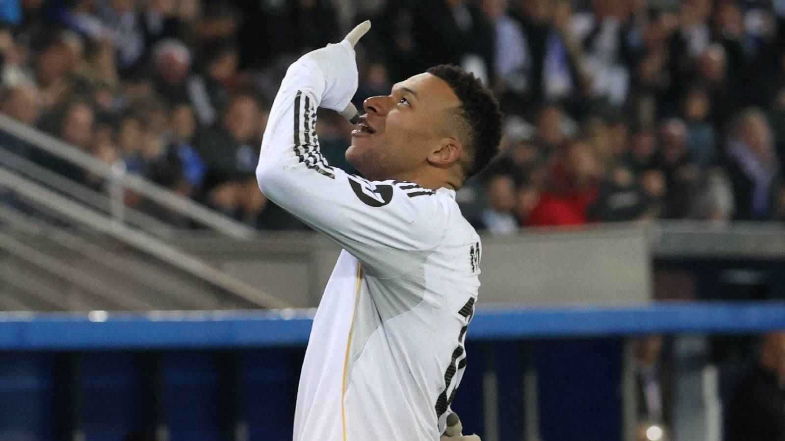 مبابي يكشف سر احتفاله المثير أمام ألافيس (فيديو - صورة)