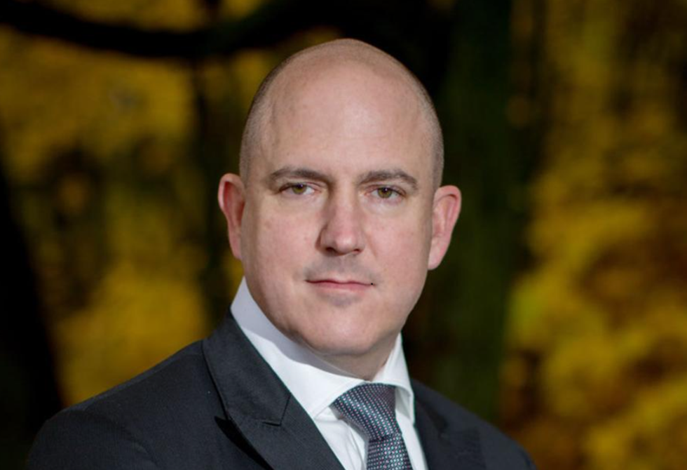 لأول مرة.. الاتحاد الأوروبي يفرض عقوبات على مواطن أمريكي بسبب دعمه لروسيا