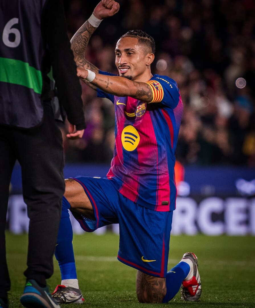 متى ينوي رافيينا مغادرة برشلونة ؟