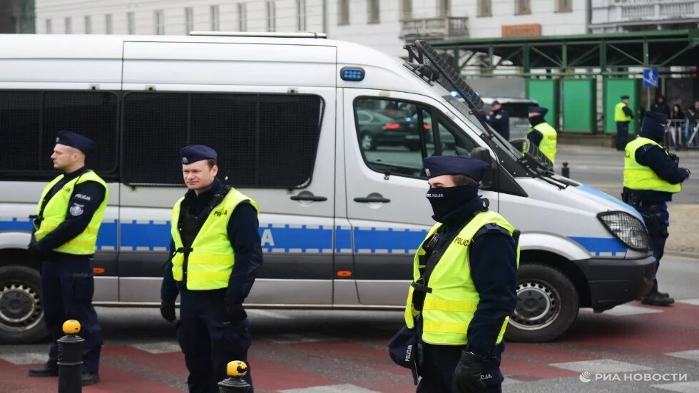 سقوط طائرة مسيرة عسكرية قرب منزل سكني في بولندا