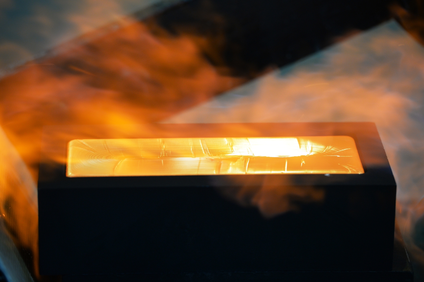 انخفاض أسعار الذهب مع توخي المستثمرين الحذر قبيل صدور بيانات أمريكية