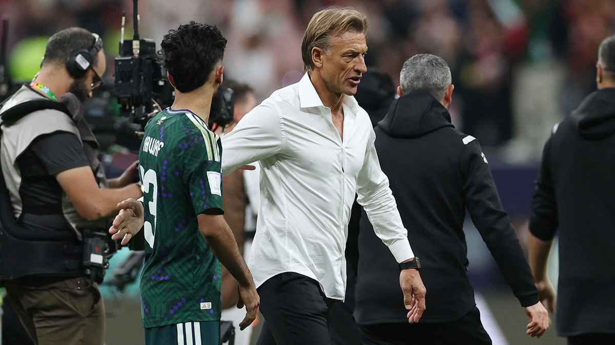 رينارد يثير الجدل حول مصيره مع المنتخب السعودي (فيديو)