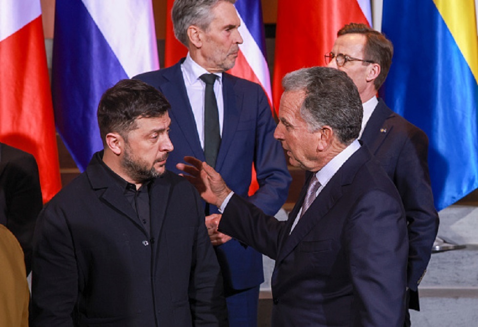 مصدر حكومي أوكراني: إجبار كييف على الاستسلام أو استمرار النزاع