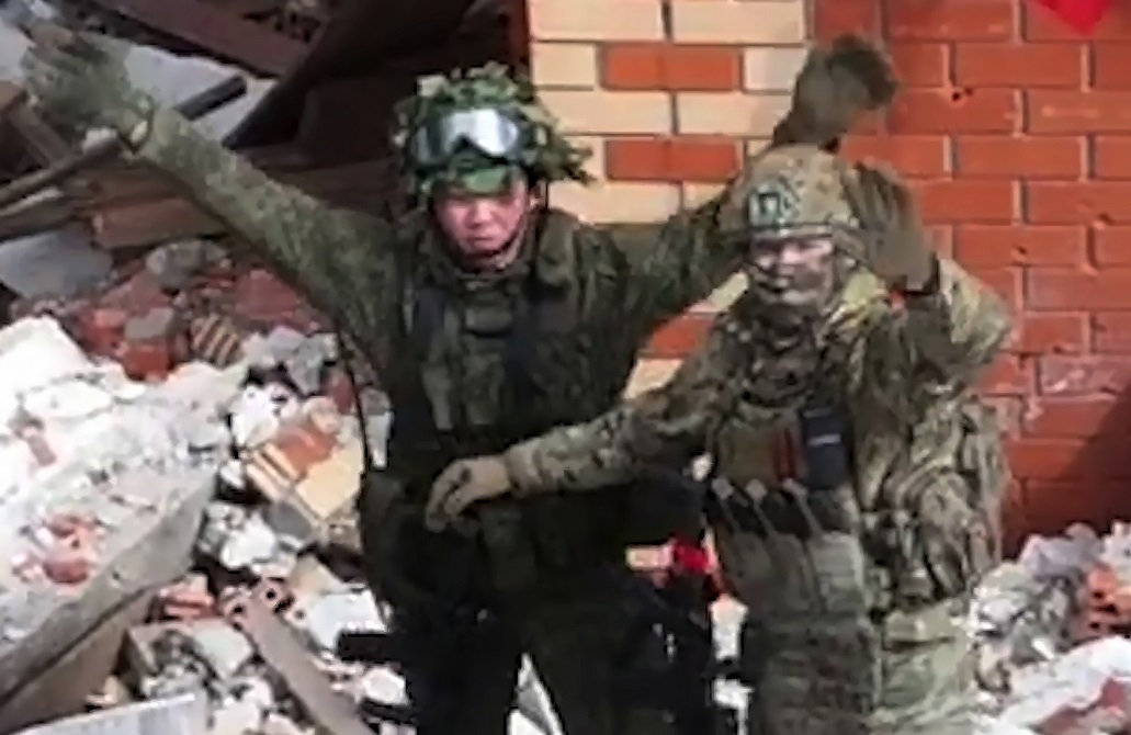 بوتين يشكر جنود كوريا الشمالية على إسهامهم في تحرير كورسك