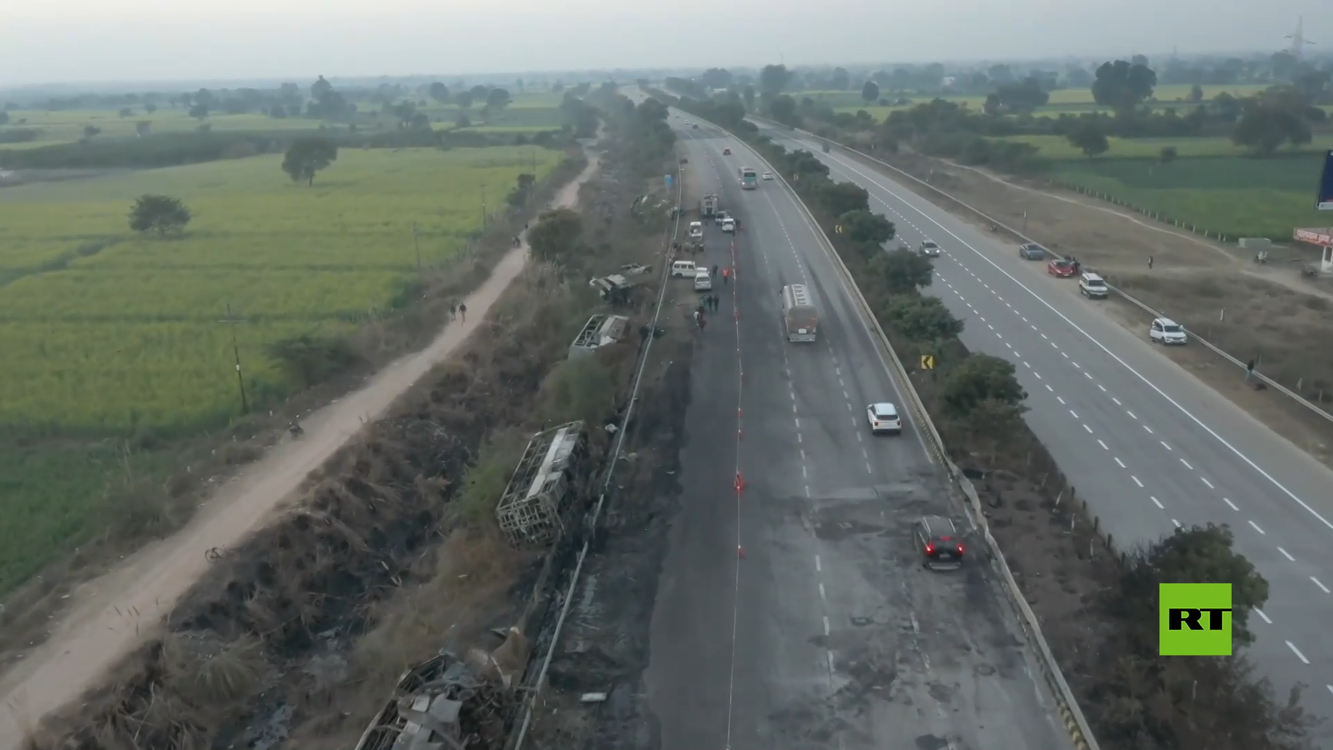 مأساة في الهند.. حادث تصادم جماعي يؤدي إلى مصرع 13 شخصا