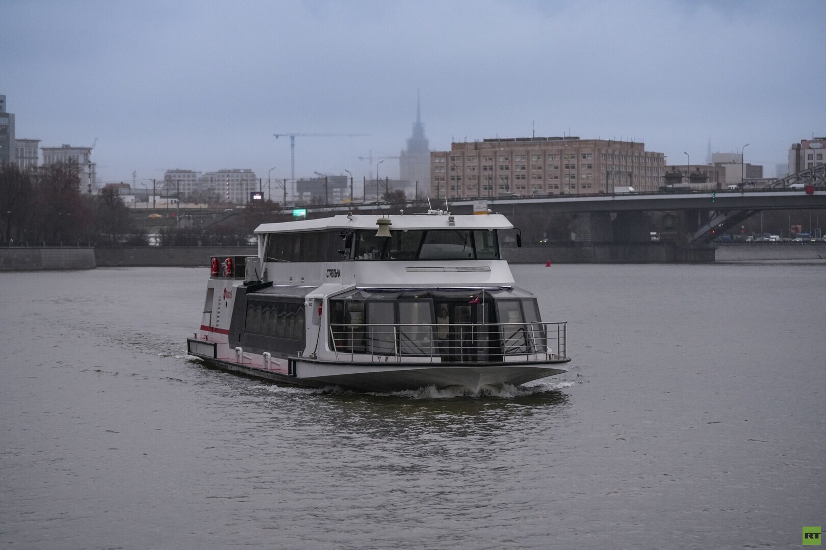 موسكو تطلق أول سفينة سياحية هجينة صديقة للبيئة ضمن تطوير النقل المائي الذكي