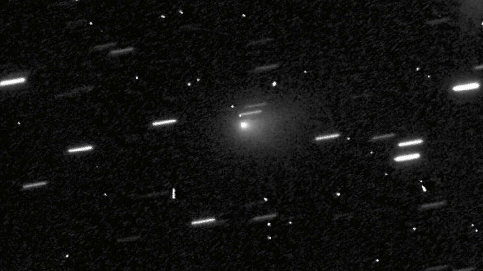 المذنب 3I/ATLAS يظهر شذوذا جديدا أثناء عبوره النظام الشمسي