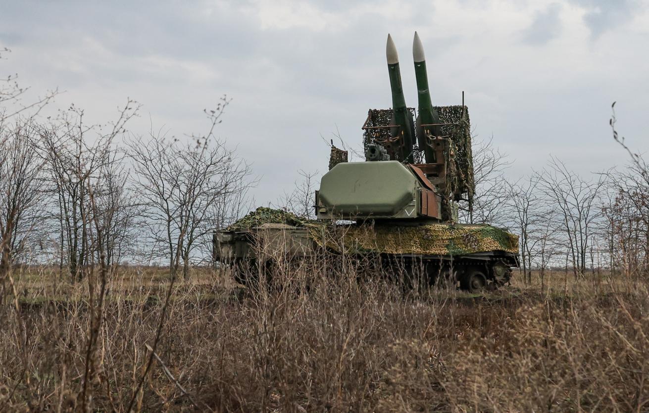 الدفاع الروسية: أسقطنا 77 مسيرة أوكرانية خلال الليلة الماضية