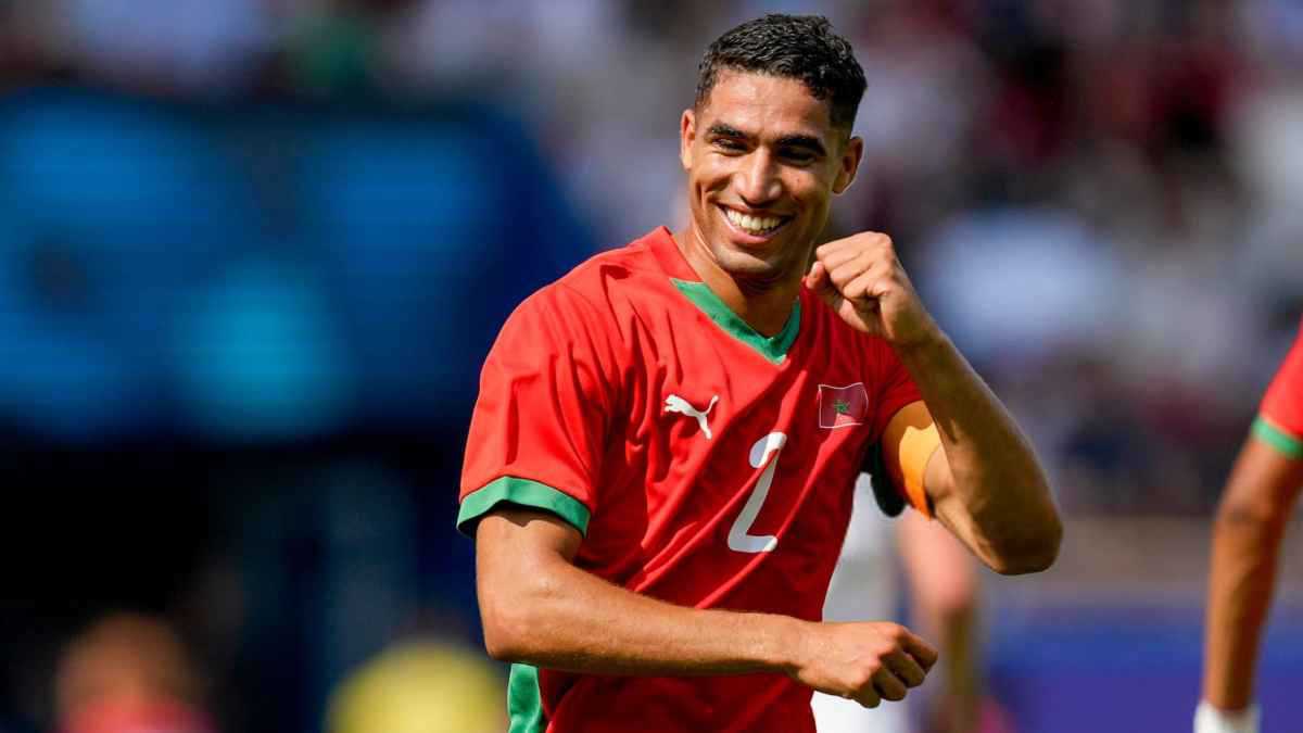 أشرف حكيمي يوجه اللوم إلى جماهير المغرب (فيديو)