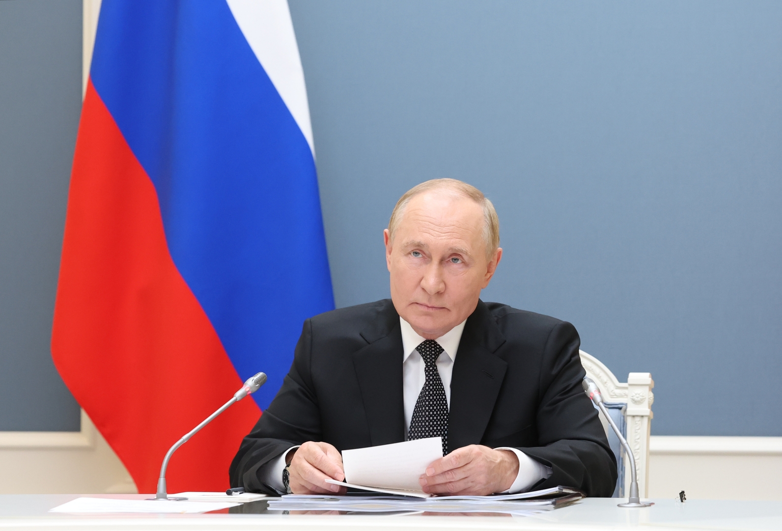 تحرير المناطق الجديدة يسير وفقا للخطة.. بوتين يوعز بمواصلة تشكيل منطقة عازلة على الحدود