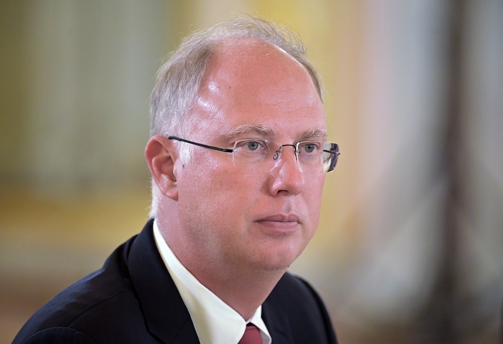 دميترييف: شروط الاتحاد الأوروبي للسلام في أوكرانيا غير واقعية