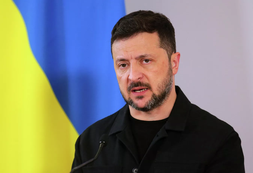  مدفيديف: زيلينسكي "مبعوث فضائي" وجثته مكانها "متحف المسوخ"