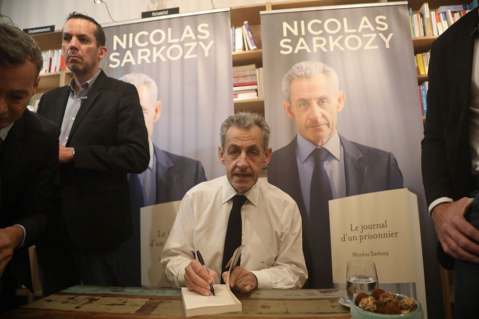 أي دولة هي الآن جمهورية الموز؟