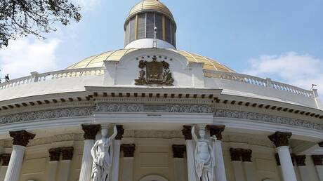 البرلمان الفنزويلي: كاركاس تحقق في جرائم قتل مواطنيها في منطقة البحر الكاريبي