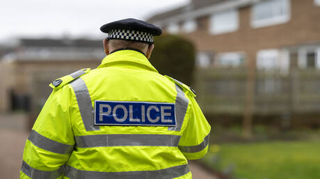 طالب سعودي يروي تفاصيل إنقاذه فتاة تعرضت لمحاولة اغتصاب في إنجلترا وسط تفاعل