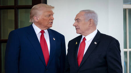 ترامب ونتنياهو يناقشان نزع سلاح حماس وتوسيع اتفاقيات السلام