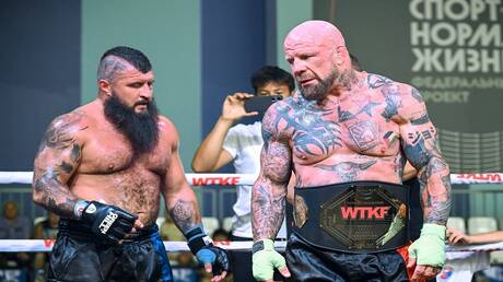 منع مقاتل أمريكي سابق من دخول مولدوفا بسبب جواز سفره الروسي وربما بسبب 