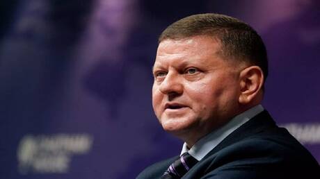 بعد مطالبته بنشر أسلحة نووية في أوكرانيا.. زالوجني يلمّح لعودته إلى الوطن