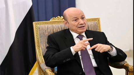 اليمن.. مجلس القيادة يتعهد بتمكين أبناء حضرموت من إدارة مواردهم ويحذر من أي تصعيد يهدد الاستقرار