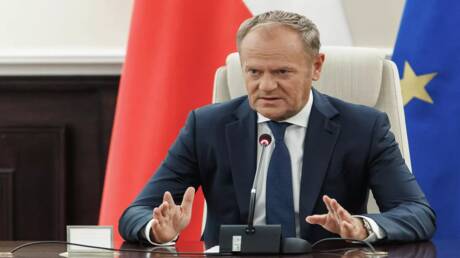 توسك يتهم رئيس بولندا بالتورط في فضيحة بعد قضية احتيال كبرى