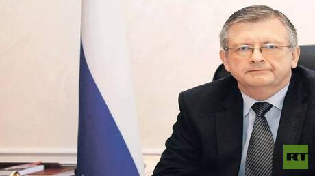 بوتين يعفي سفير روسيا لدى بولندا من منصبه