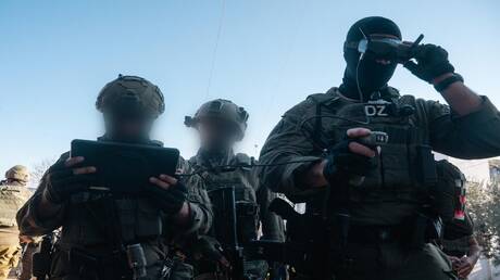 إسرائيل تكشف عن تكنولوجيا عسكرية جديدة استعدادًا لمواجهات مستقبلية محتملة مع إيران وحزب الله