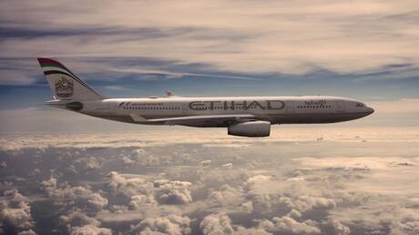 استقبال أول رحلة لشركة الاتحاد للطيران في مطار قازان الروسية