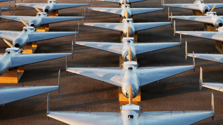 رد أمريكي صاروخي.. أول سرب طائرات مسيرة 