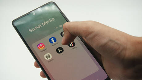 الاتحاد الأوروبي يفرض أول غرامة على منصة 