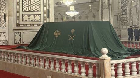 الشرع يكشف عن هدية السعودية للمسجد الأموي بمناسبة "عيد التحرير" (صور+ فيديو) - عاجل 