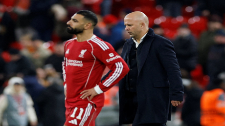  صلاح في مرمى النقد.. سلوت يهاجم تصريحات النجم المصري