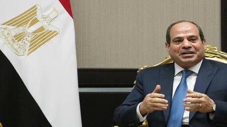 السيسي يحبط خطة "تاجر الشاي المزيف".. كيف أفشل الرئيس المصري تحرك الموساد؟ - عاجل 