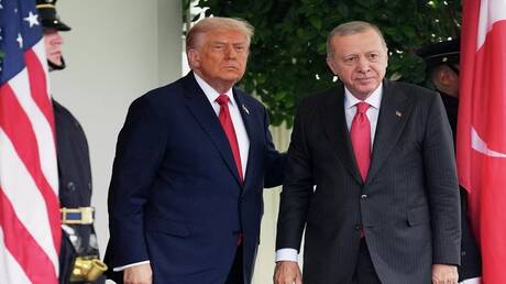 ترامب يكشف: شركاء الناتو يلجؤون إليه للوساطة مع أردوغان