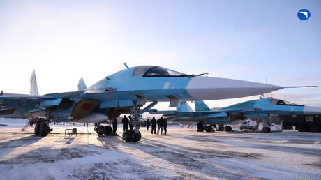  الجيش الروسي يحصل على دفعة من قاذفات "سو-34" المعدّلة 