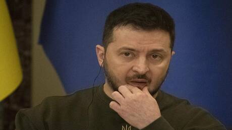  نيويورك تايمز:  نظام كييف يدرس التنازل عن أراضٍ مقابل ضمانات أمنية غربية قوية