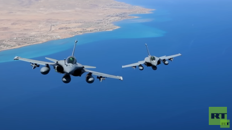 إعلامي شهير يتحدث عن انزعاج إسرائيلي من تنامي القوة العسكرية المصرية