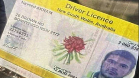 إعلام أسترالي مطلق النار في بوندي هو رجل من سيدني يدعى نوفيد أكرم