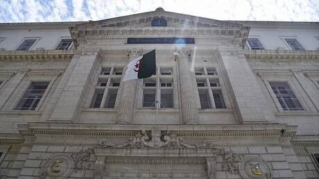 الجزائر.. فضيحة 