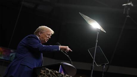 ترامب يضيف سوريا إلى قائمته المحظورة - عاجل 