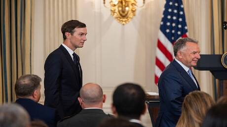 هيرش: خطة أمريكية للاستيلاء على نصف عوائد إعمار أوكرانيا