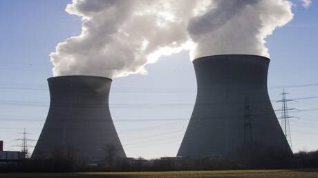 تقنية روسية مبتكرة تحول رماد الفحم إلى خرسانة قوية وخفيفة