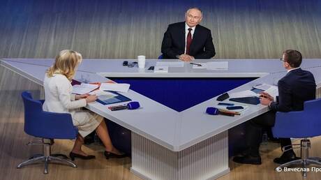 الخط المباشر مع بوتين