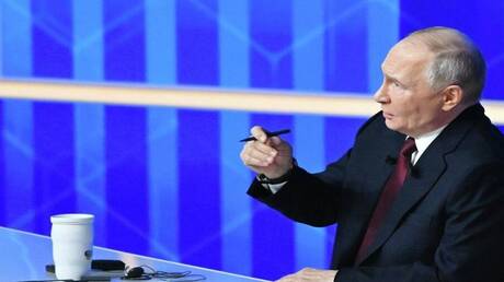 الخط المباشر مع بوتين