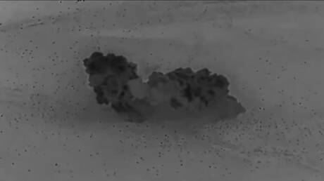 الجيش الأمريكي ينشر مشاهد لضرباته ضد 