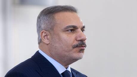 فيدان: الانتهاكات الإسرائيلية في غزة تشكل مخاطر على التسوية بأكملها