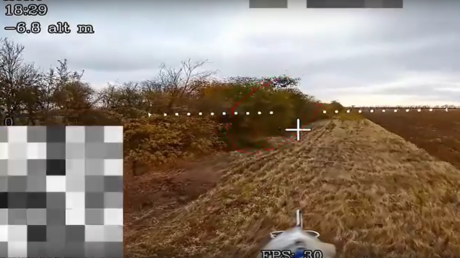 روسيا تستعرض عمل دروناتها المخصصة لتوجيه الضربات الجوية