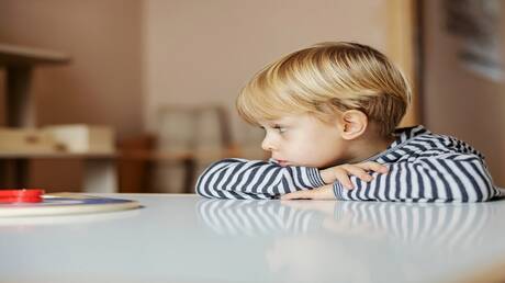 الملل مفيد! كيف يساعد الطفل على اكتساب مهارات حياتية مهمة 